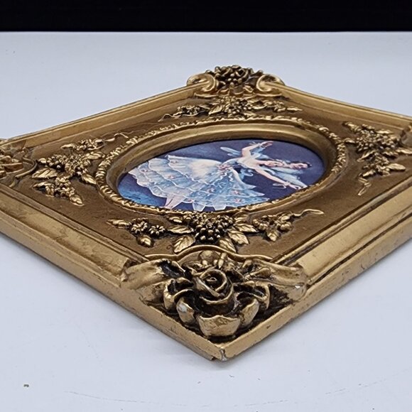 Vintage Heavy Chalkware Picture Frame Ornate Floral Design Oval Center 2-1/2x4 - Picture 9 of 10